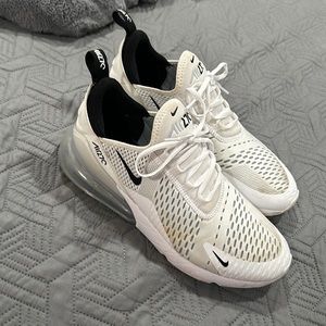 Nike Airmax270 color white selling for $60